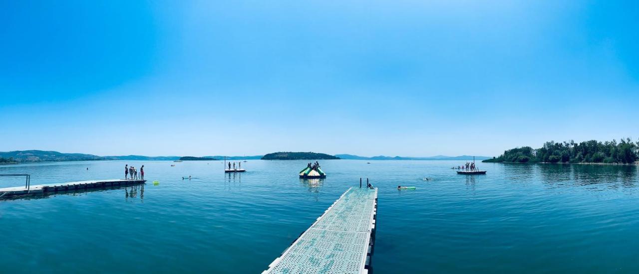 Camping Village Punta Navaccia Tuoro sul Trasimeno Exterior photo