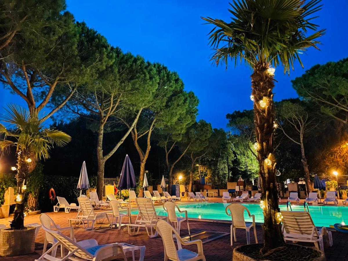 Camping Village Punta Navaccia Tuoro sul Trasimeno Exterior photo