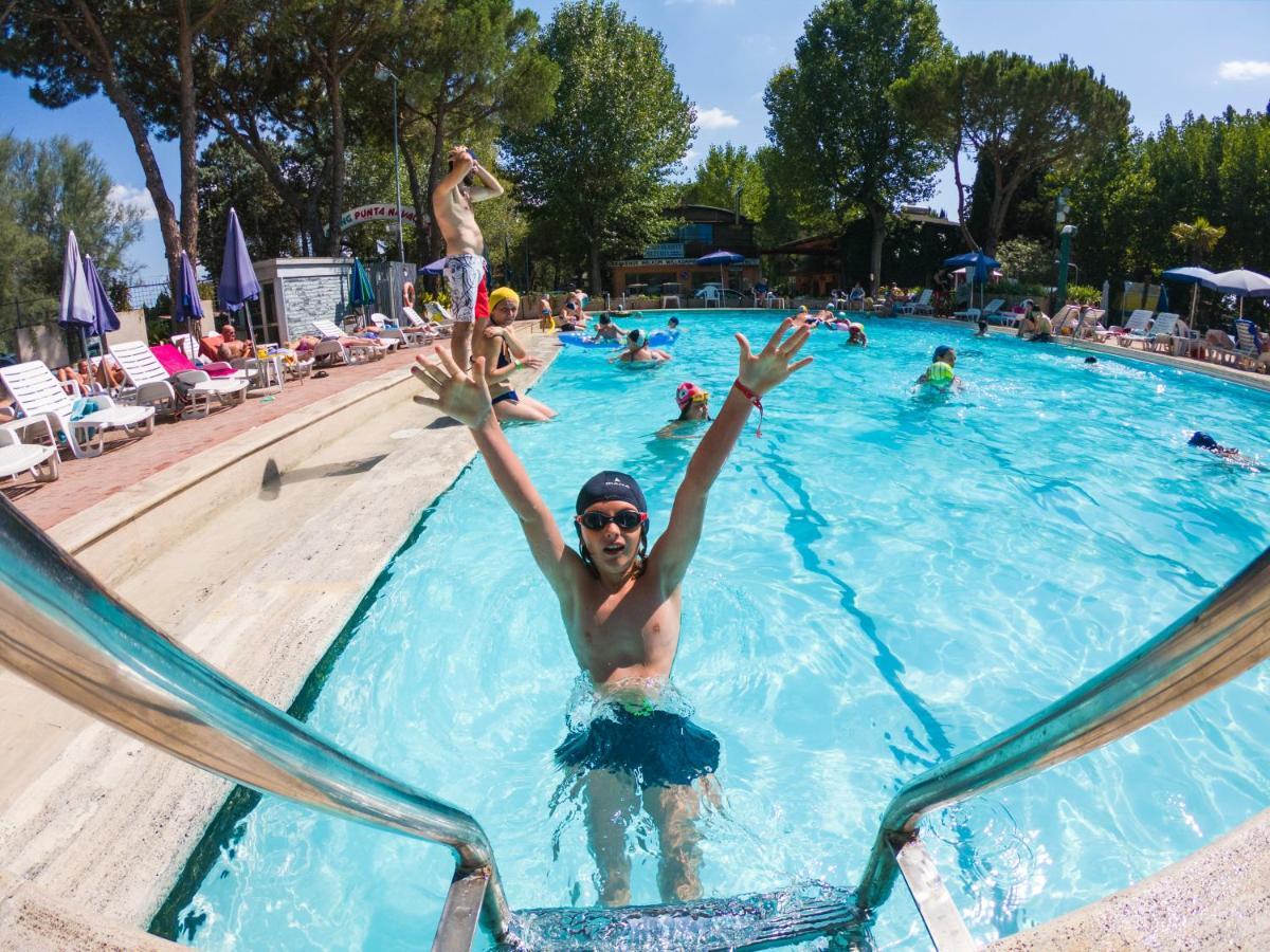 Camping Village Punta Navaccia Tuoro sul Trasimeno Exterior photo