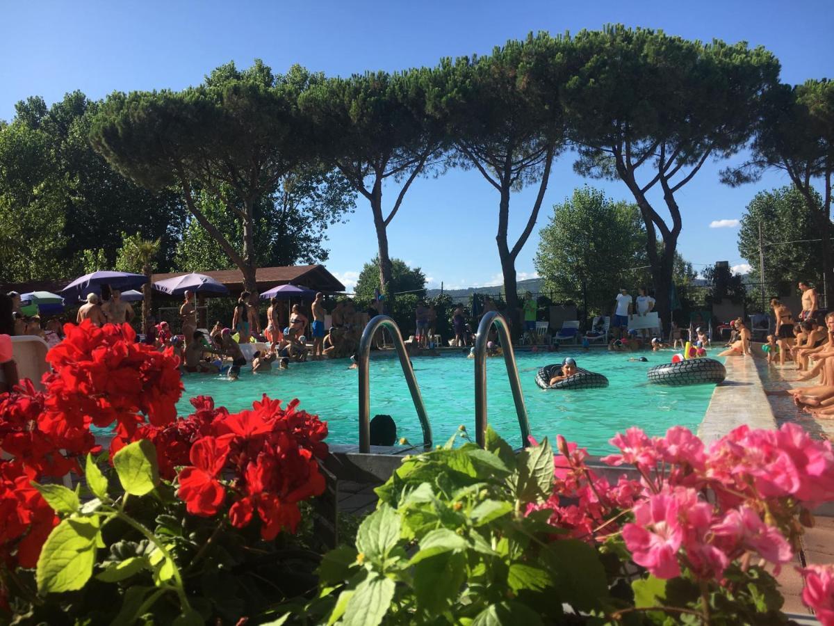 Camping Village Punta Navaccia Tuoro sul Trasimeno Exterior photo